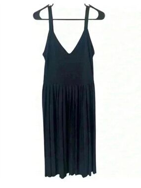 Zara Spaghetti Strap Pleated Fit and Flare
Dress Black